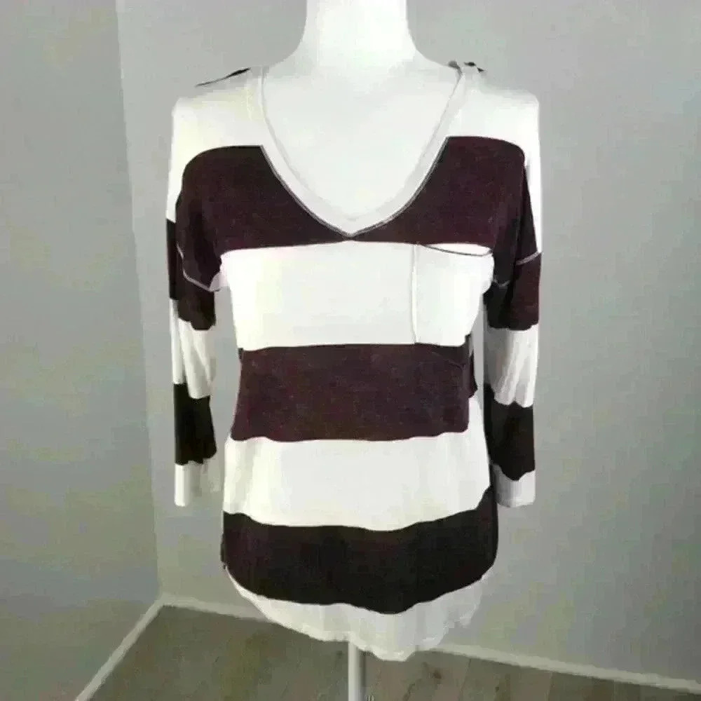 Authentic American Heritage V-Neck Top Size S